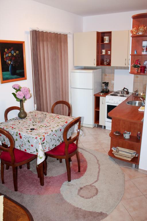 Apartments Djedovic Petrovac المظهر الخارجي الصورة